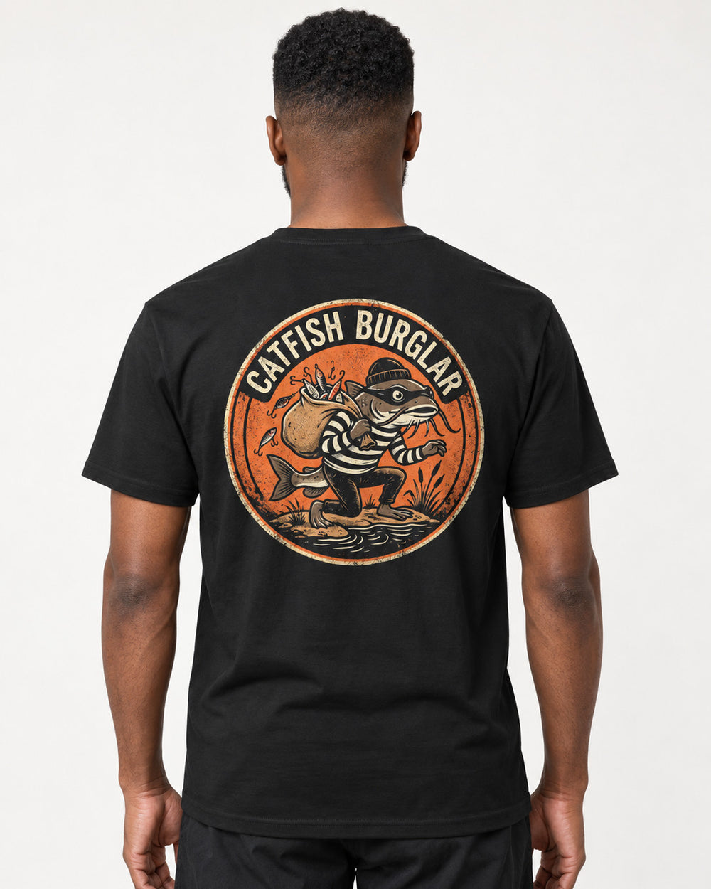 tee model black front