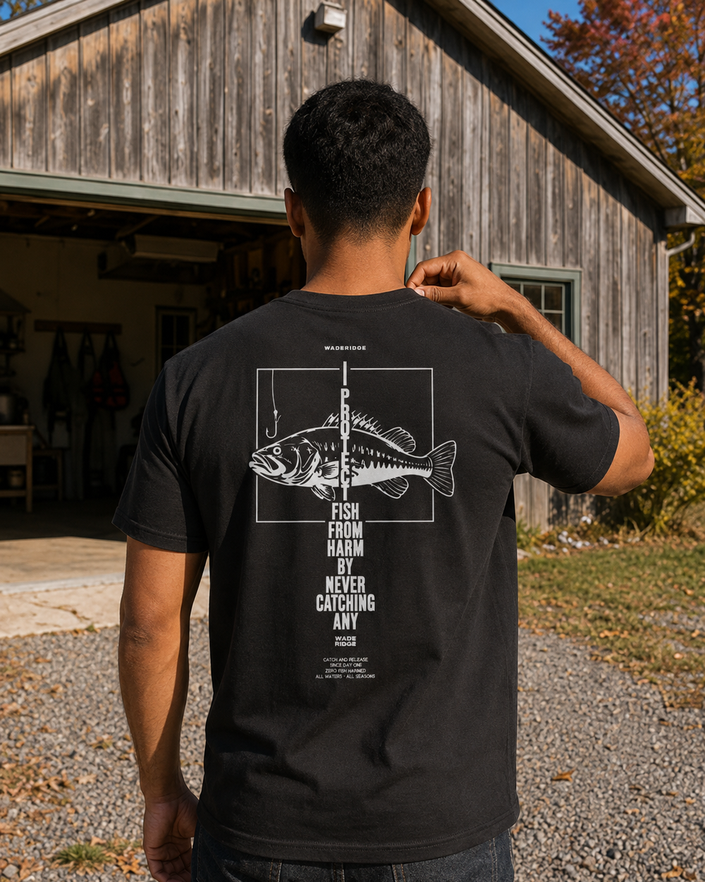 tee model black front