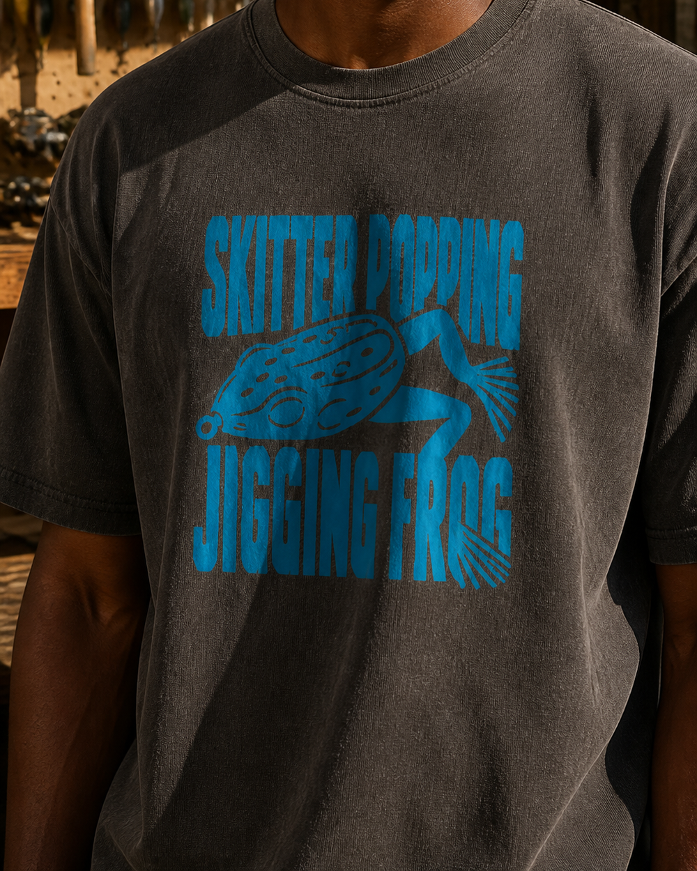 Skitter Popping Jigging Frog washed tee — washed black, worn, side