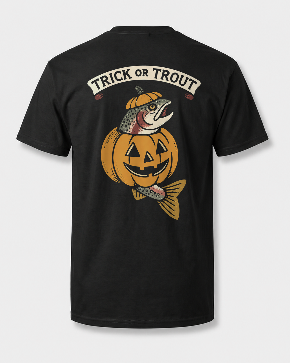 tee black trước
