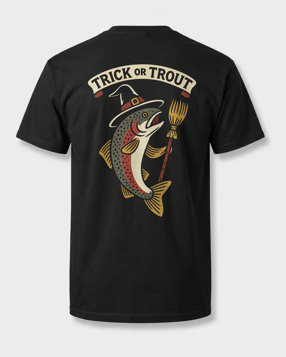 tee black trước