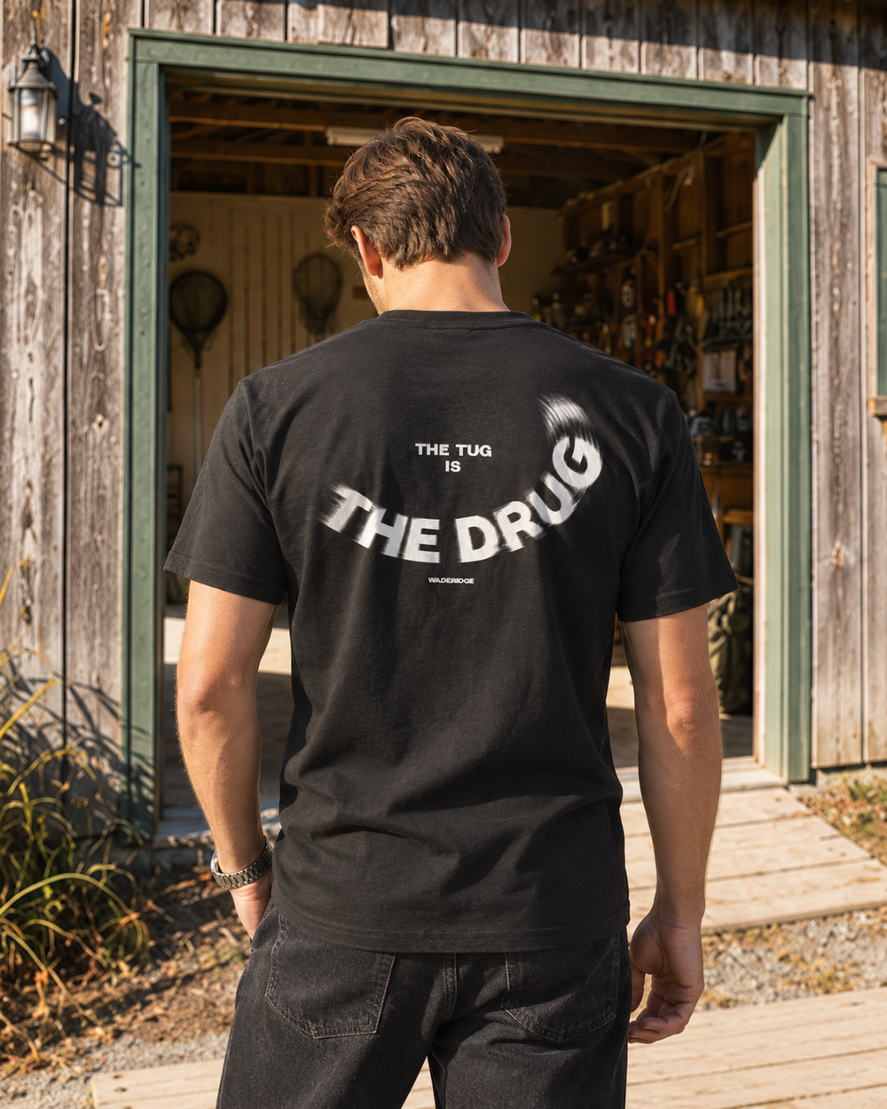 tee model black front