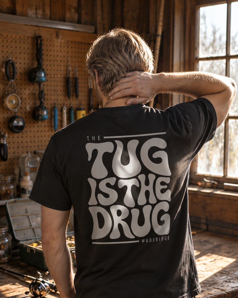 tee model black front