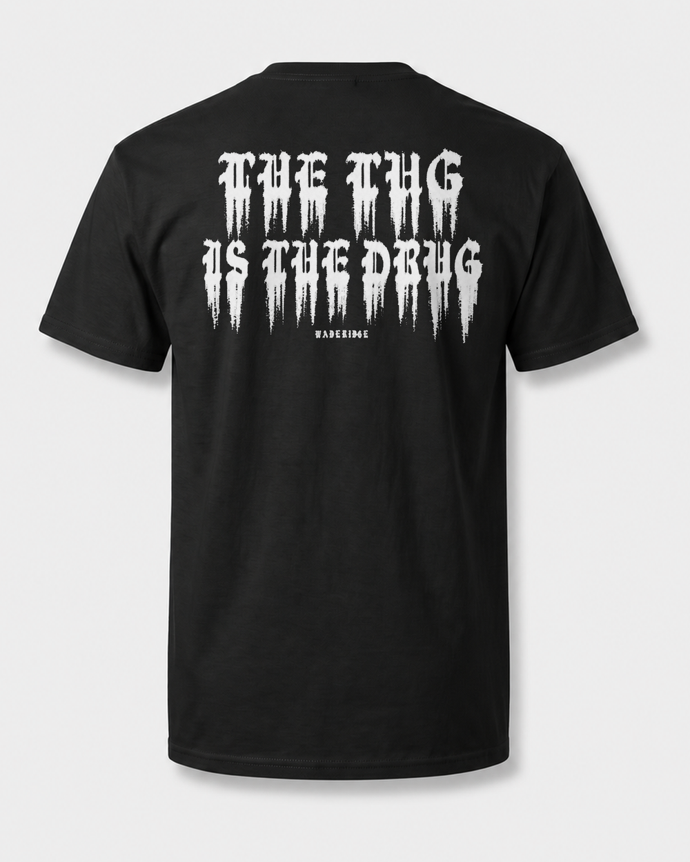 tee black trước