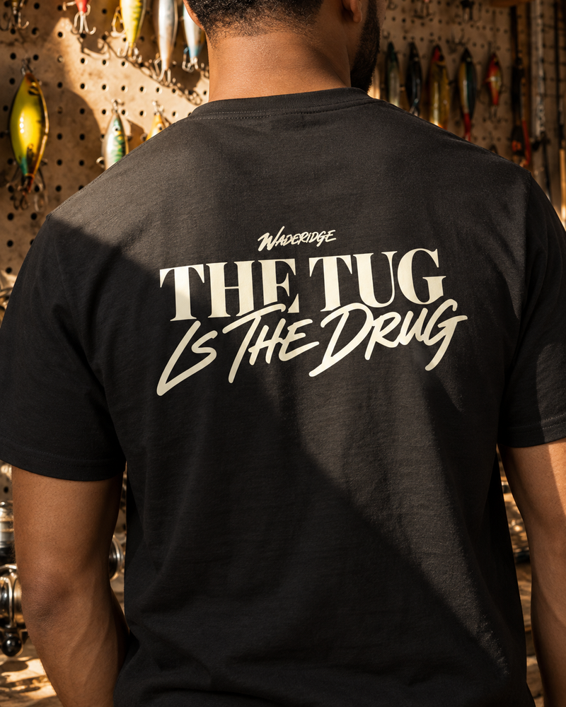 tee model black angle